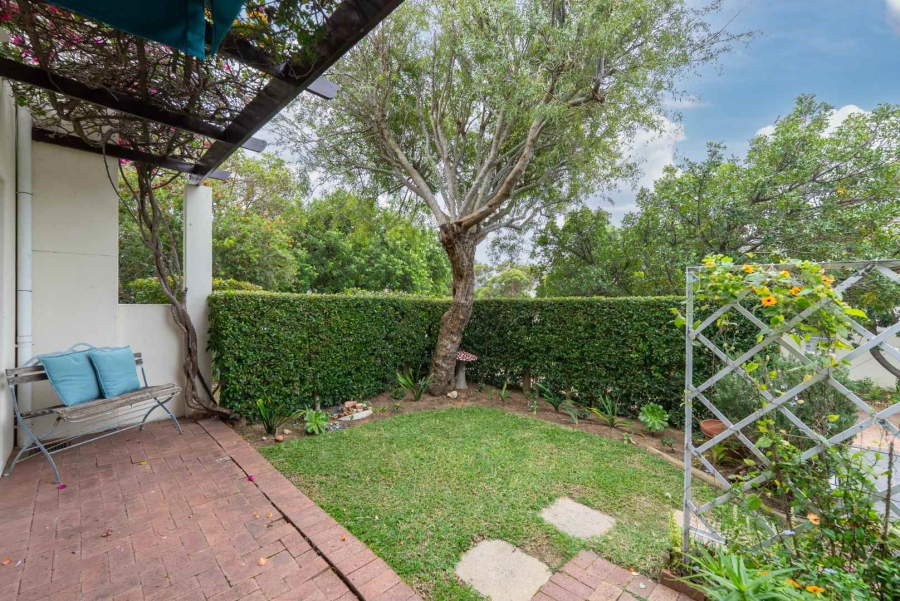 3 Bedroom Property for Sale in Vredehoek Western Cape